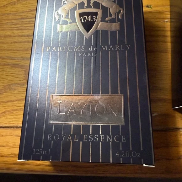 Navy Blue Embossed Fragrance Bottle with Silver Cap - Picture 2 of 2